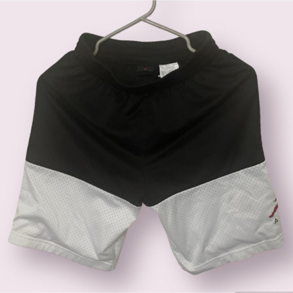 🥳 3/$15 KIDS CLEARANCE❣️ EUC Boy's Nike Air Jordan Athletic Shorts Size 12